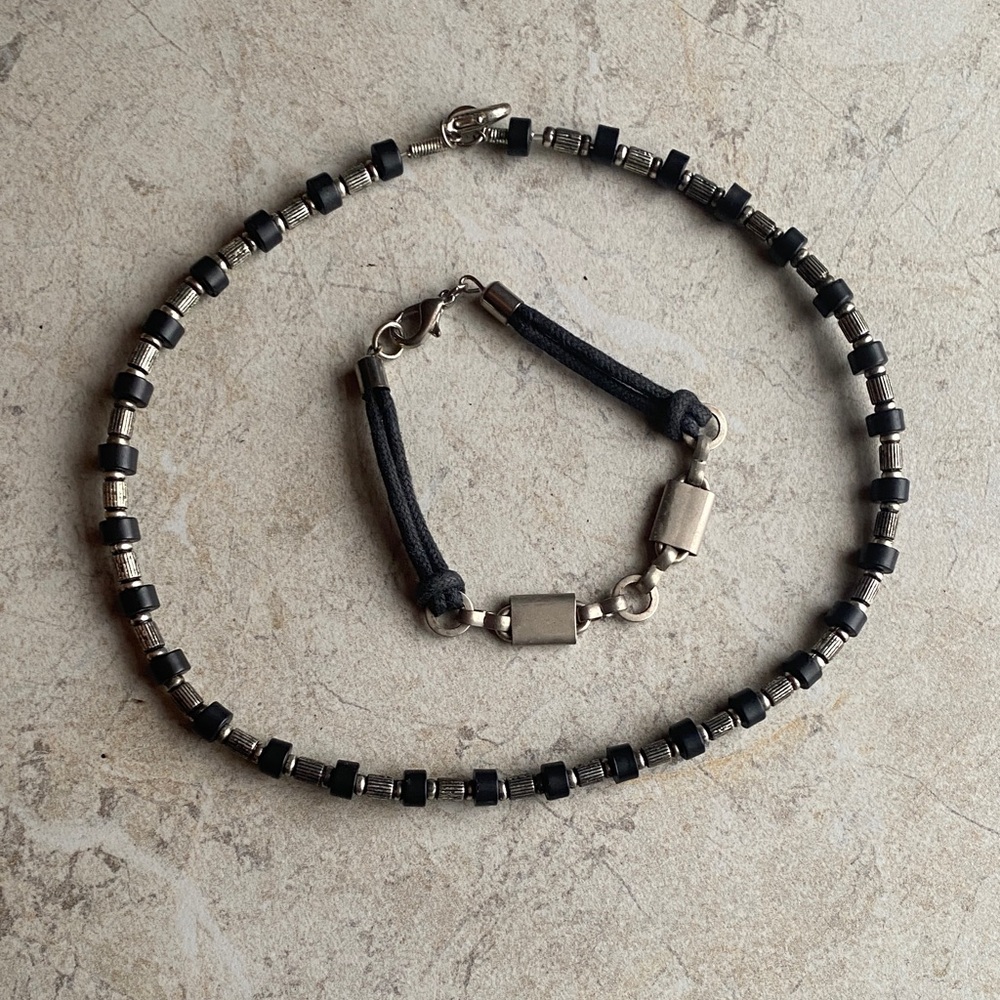 Lot of 2 Choker Bracelet Set - Silver & Black